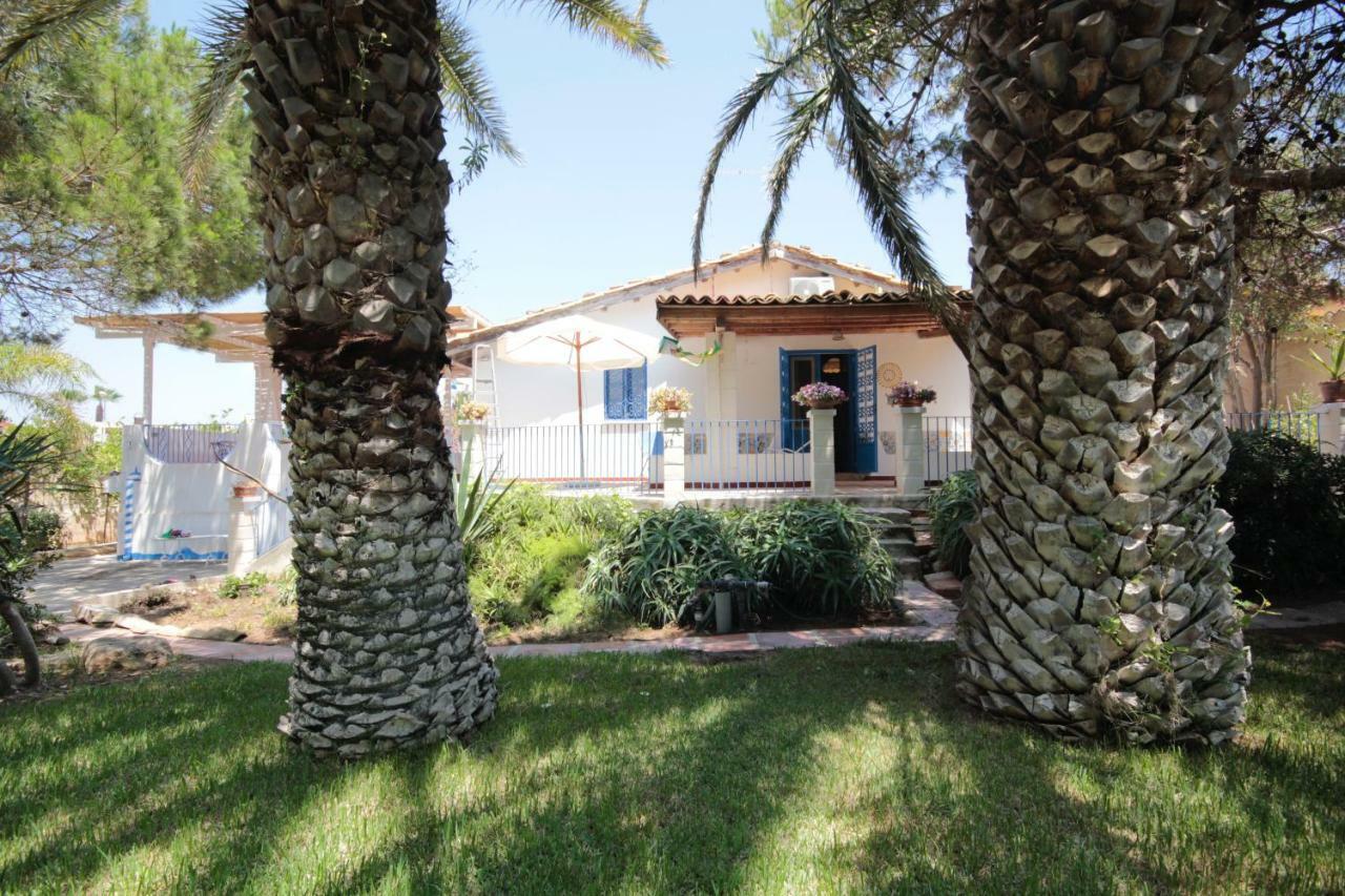 Villa Delle Terrazze Punta Secca Luaran gambar