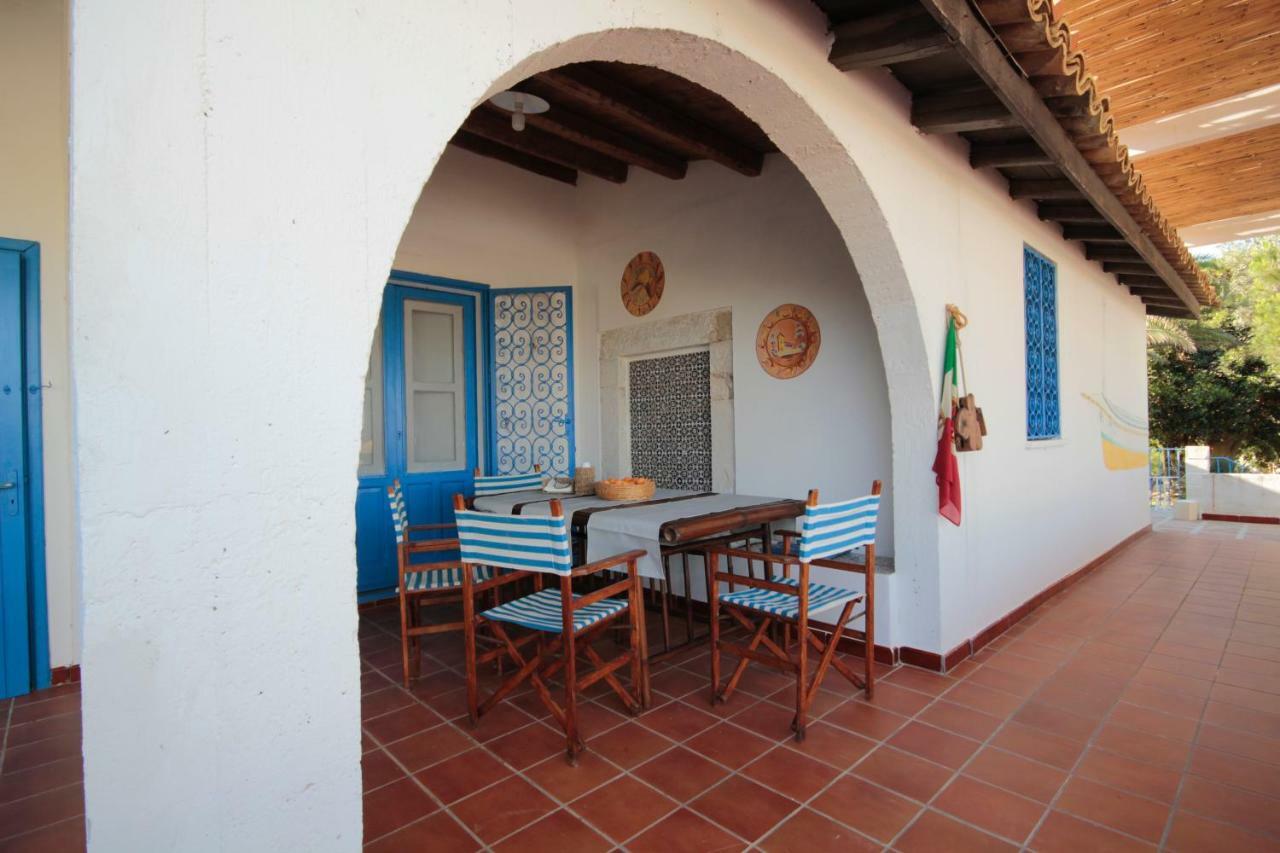 Villa Delle Terrazze Punta Secca Luaran gambar
